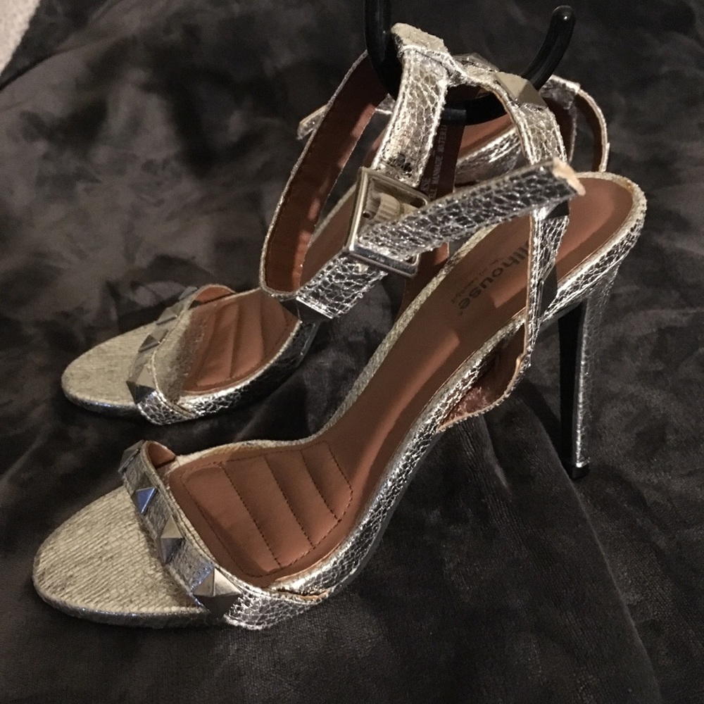 Sliver sandals